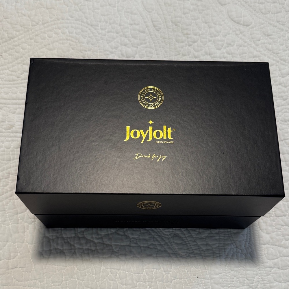 JoyJolt Drinkware 2 whiskey glasses 8oz New in Box